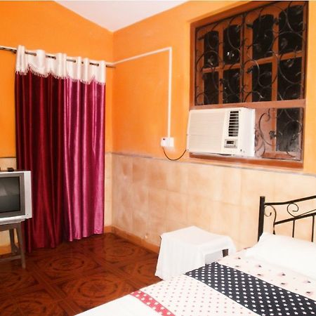 Yellow House Ξενοδοχείο Calangute Εξωτερικό φωτογραφία